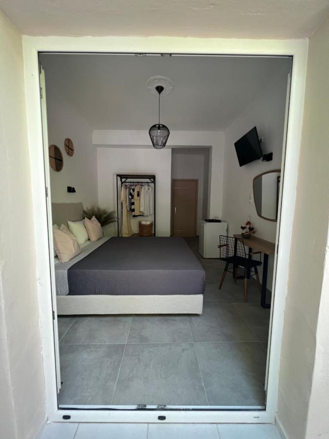 Australia Hotel Skiathos Town Ngoại thất bức ảnh